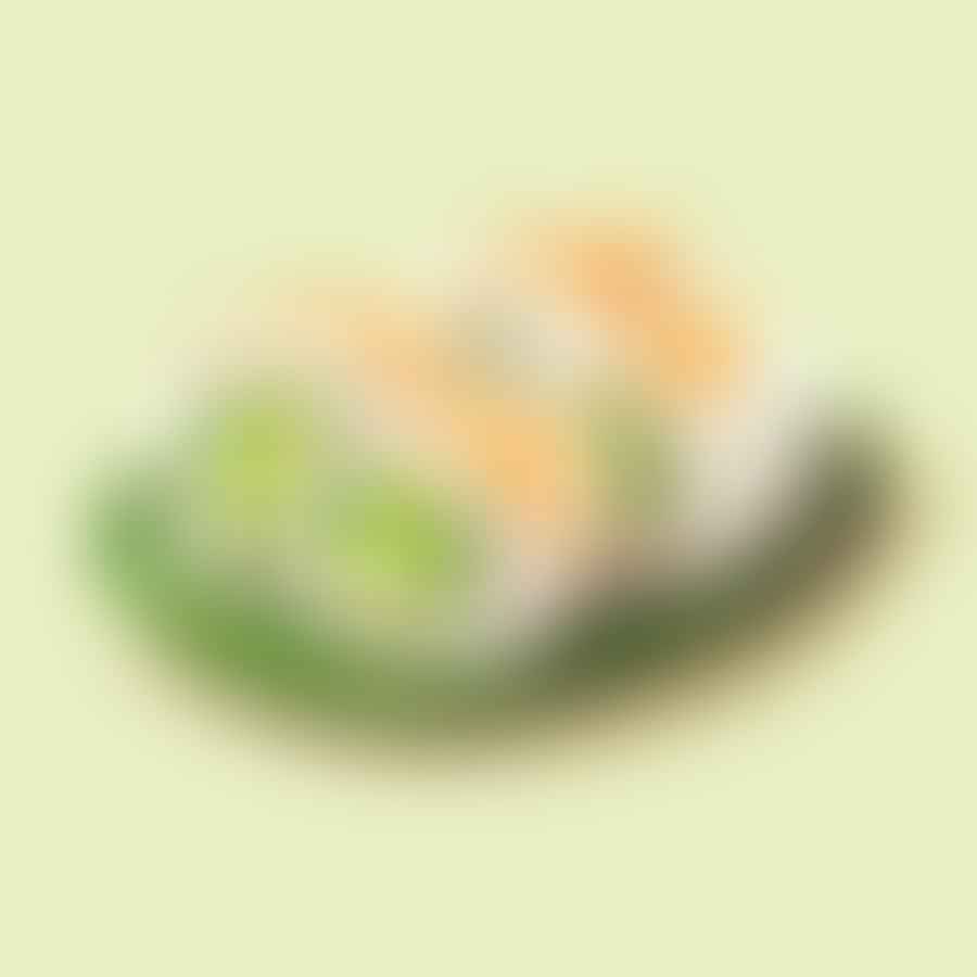 Sushi roll with tempura flakes and cucumber